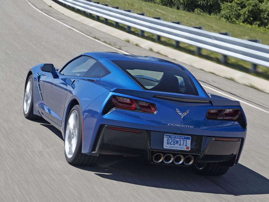  Chevrolet Corvette Stingray Coupe 2013 года  (фото 3 из 25)